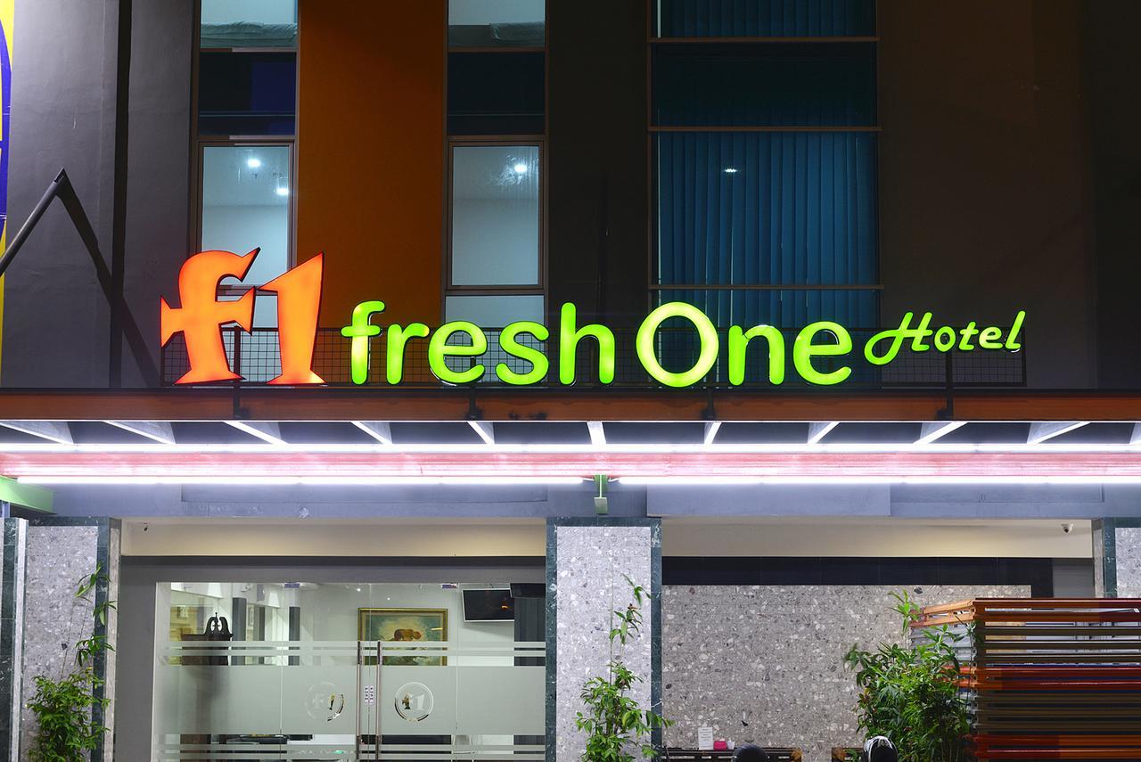 Fresh One Hotel Batam Exterior photo